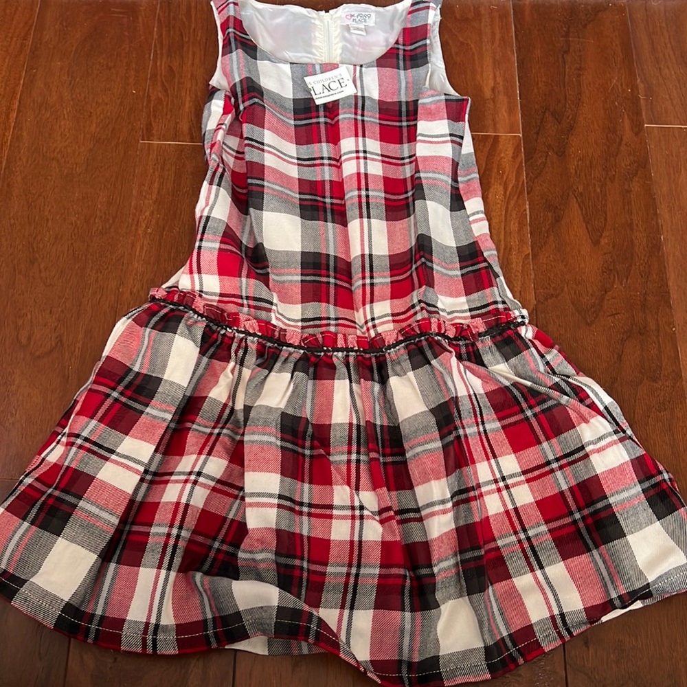 Girls dress size 8 in plaid
